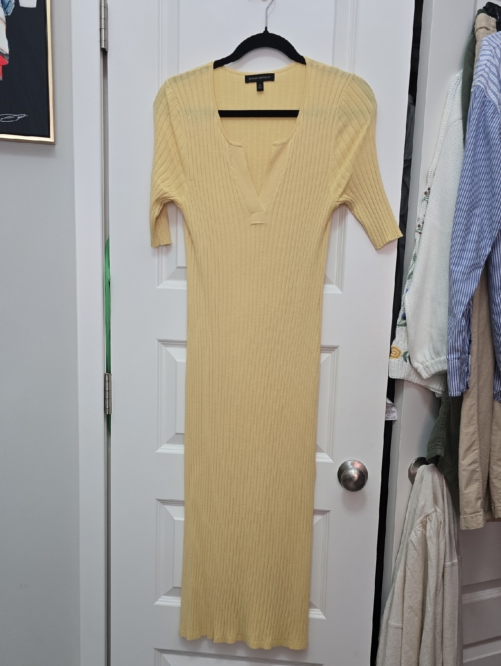 Banana Republic Ribbed V-Neck Maxi Dress in Pale Yellow